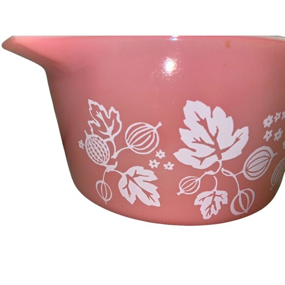 Pyrex Cinderella Casserole Dish with Lid Used Pink Gooseberry Round 473 1 QT 36 - Picture 12 of 16